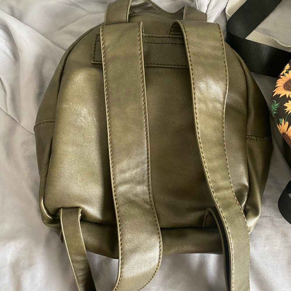 Mini backpack - Picture 2 of 3